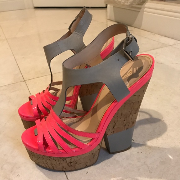 Enzo Agliolini grey and pink platform wedges - Picture 2 of 3